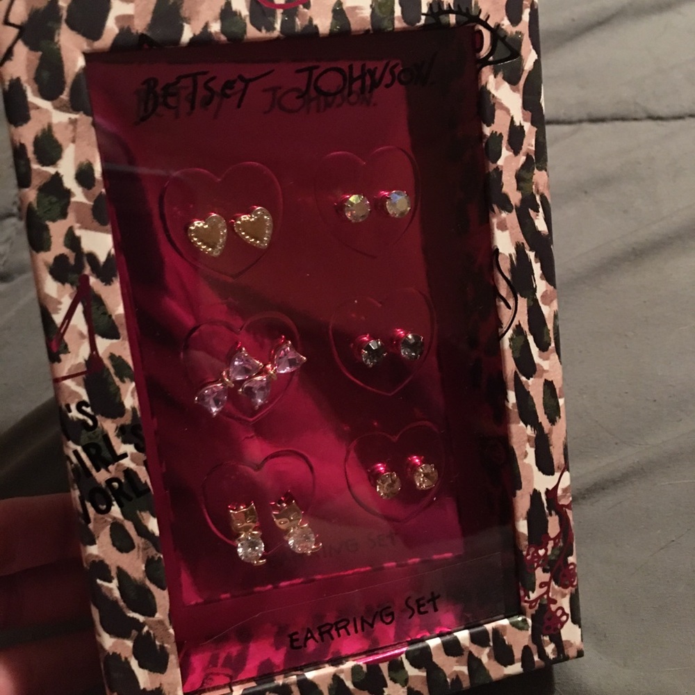 Betsey Johnson Earring Set